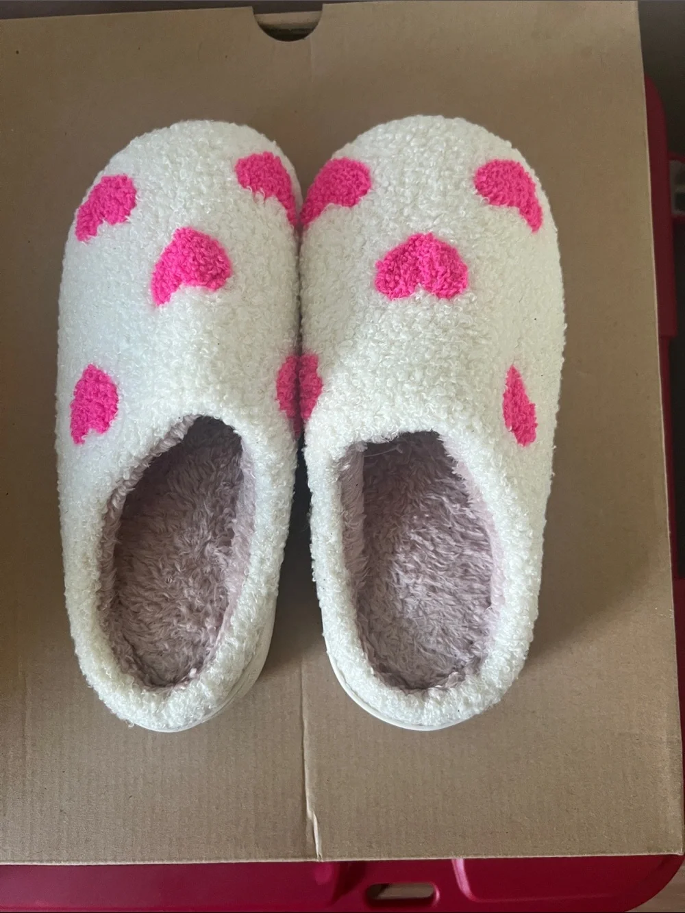 Cozy children Cream Slippers with Pink Heart Accents